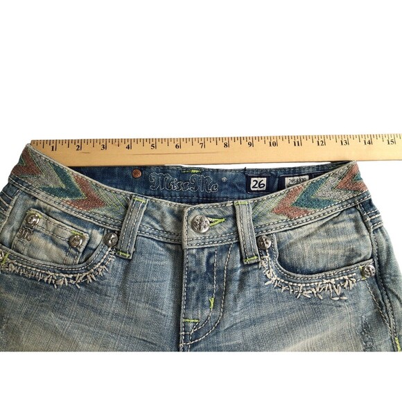 Miss Me Low Rise Embroidered Denim Easy Shorts Women's Size 26 - Picture 4 of 6